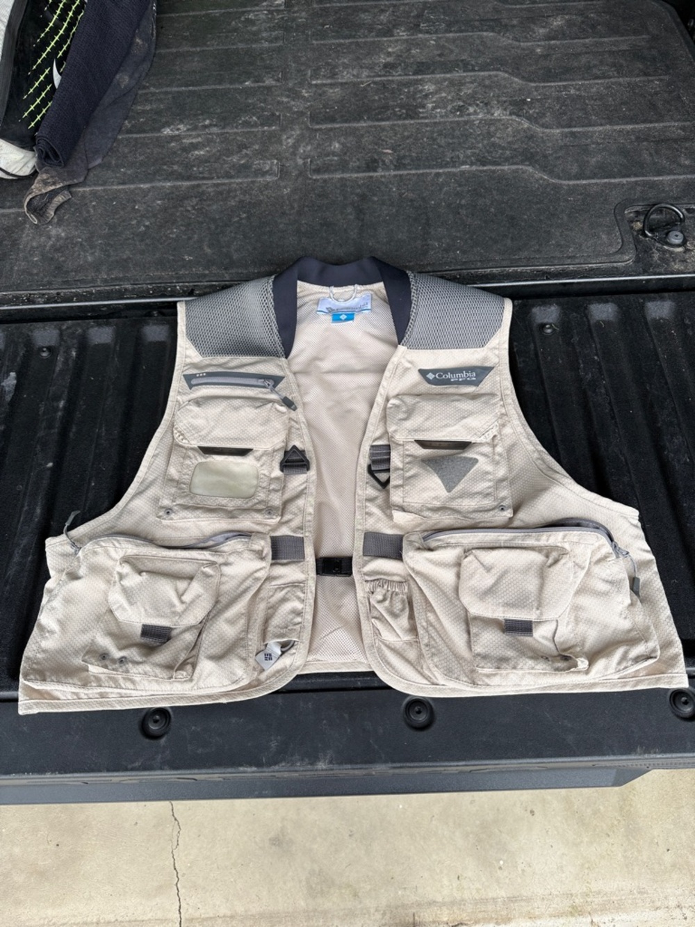 Columbia PFG Fishing Vest